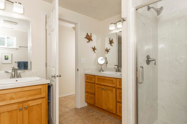 15902 Water Gap Road, Williams, OR 97544