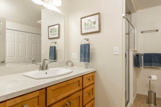 15902 Water Gap Road, Williams, OR 97544