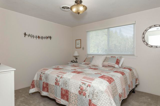 15902 Water Gap Road, Williams, OR 97544