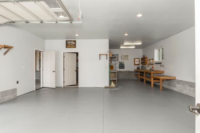 15902 Water Gap Road, Williams, OR 97544