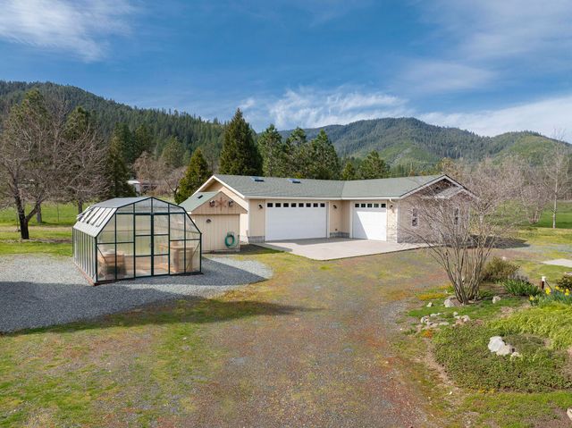 15902 Water Gap Road, Williams, OR 97544