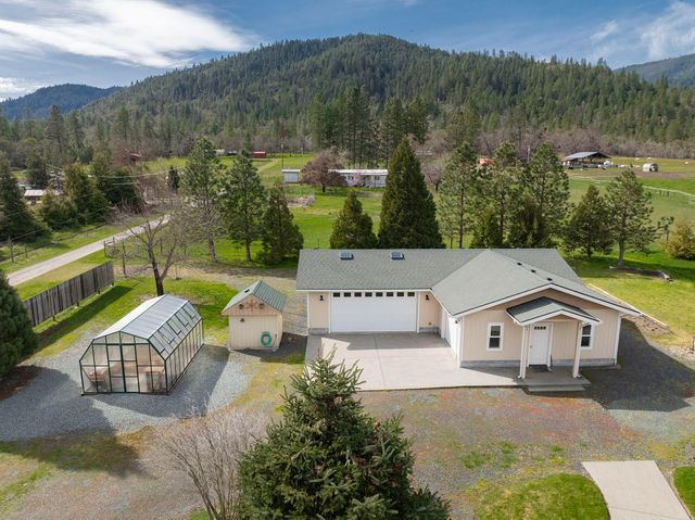 15902 Water Gap Road, Williams, OR 97544