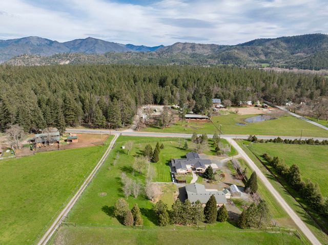 15902 Water Gap Road, Williams, OR 97544