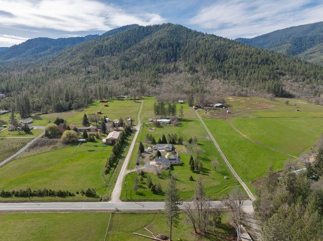 15902 Water Gap Road, Williams, OR 97544
