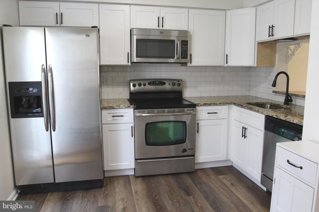 Image 16 of property listing at 8235 GREAT BEND RD, Glen Burnie, MD 21061