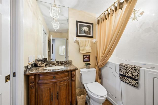 232 HIDDEN BAY DRIVE 303, Osprey, FL 34229