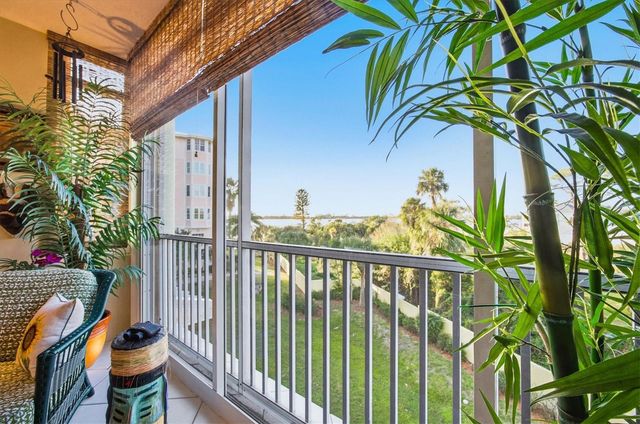 232 HIDDEN BAY DRIVE 303, Osprey, FL 34229