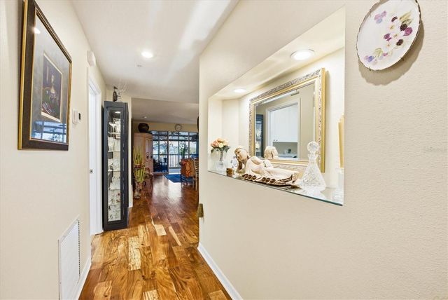 232 HIDDEN BAY DRIVE 303, Osprey, FL 34229