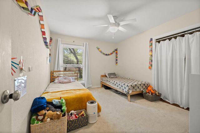 4836 TRAIL CREST CIR, Austin, TX 78735
