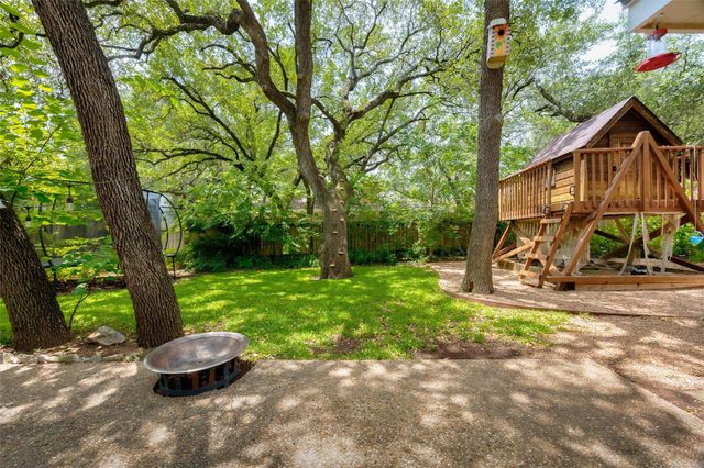 4836 TRAIL CREST CIR, Austin, TX 78735
