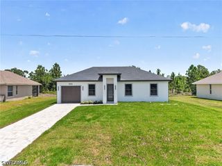 1213 Dodwin ST E, Lehigh Acres, FL 33974