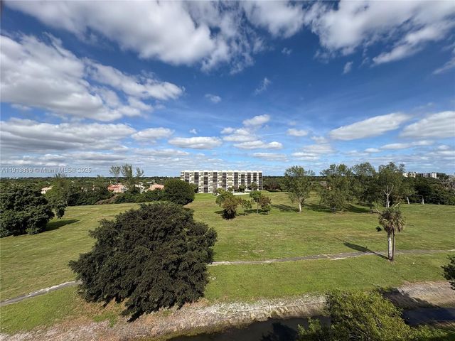 7051 Environ Blvd 632, Lauderhill, FL 33319