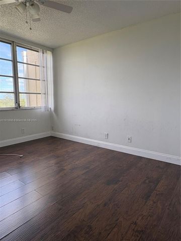 7051 Environ Blvd 632, Lauderhill, FL 33319