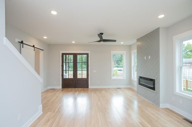 1611 Century St, Nashville, TN 37208