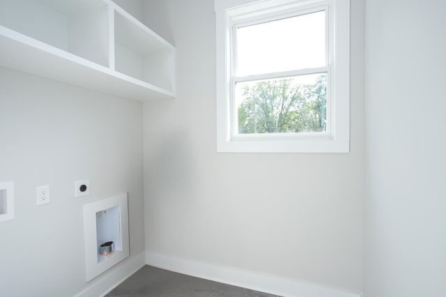 1611 Century St, Nashville, TN 37208