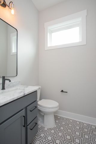 1611 Century St, Nashville, TN 37208