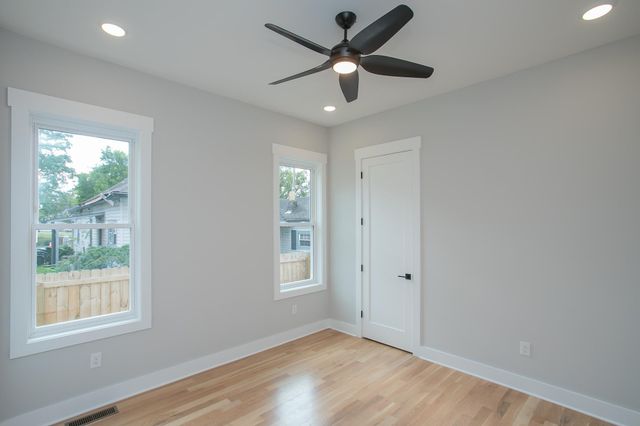 1611 Century St, Nashville, TN 37208