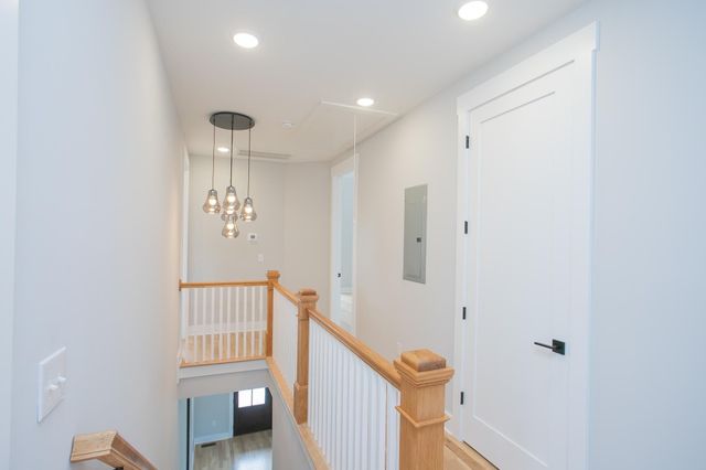 1611 Century St, Nashville, TN 37208