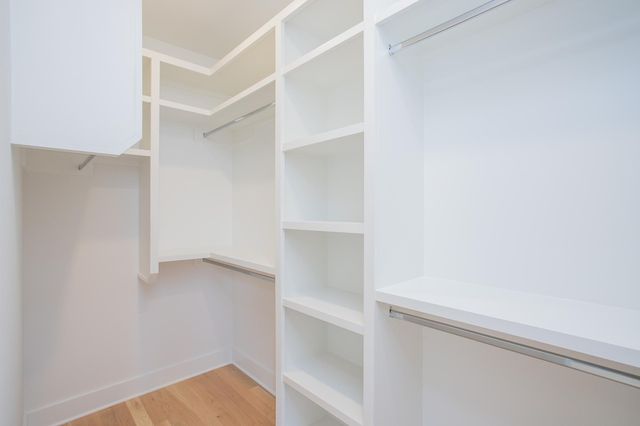 1611 Century St, Nashville, TN 37208