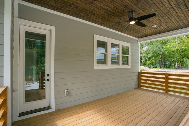 1611 Century St, Nashville, TN 37208