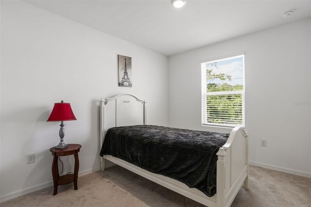 3002 CANARY AVENUE, Davenport, FL 33837