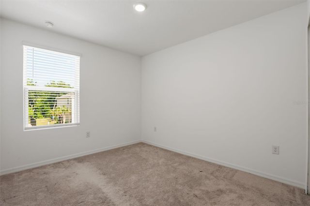 3002 CANARY AVENUE, Davenport, FL 33837