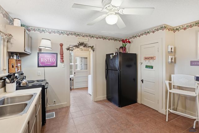 21179 LOOKOUT TRAIL, Lead, SD 57754