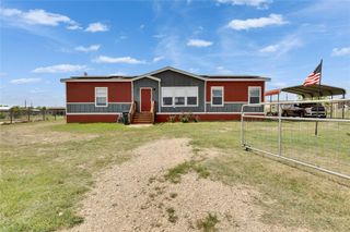183 Alma LN, Niederwald, TX 78640