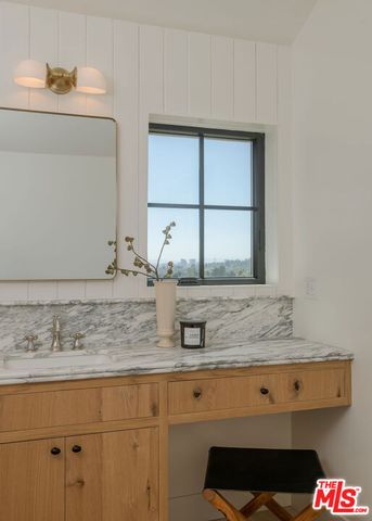 4901 Loleta Avenue, Los Angeles, CA 90041