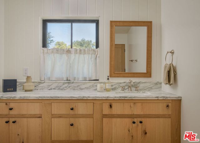 4901 Loleta Avenue, Los Angeles, CA 90041