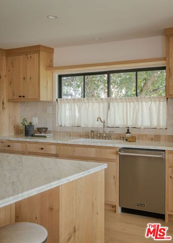 4901 Loleta Avenue, Los Angeles, CA 90041