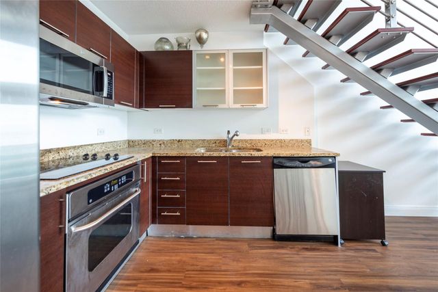 41 SE 5th Street 1315, Miami, FL 33131