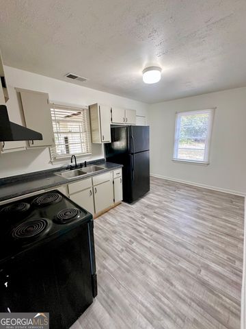 108 Smith Place, Warner Robins, GA 31093