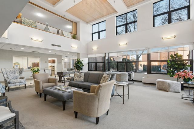 7600 Golden Valley Road 405, Golden Valley, MN 55427