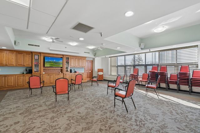 7600 Golden Valley Road 405, Golden Valley, MN 55427