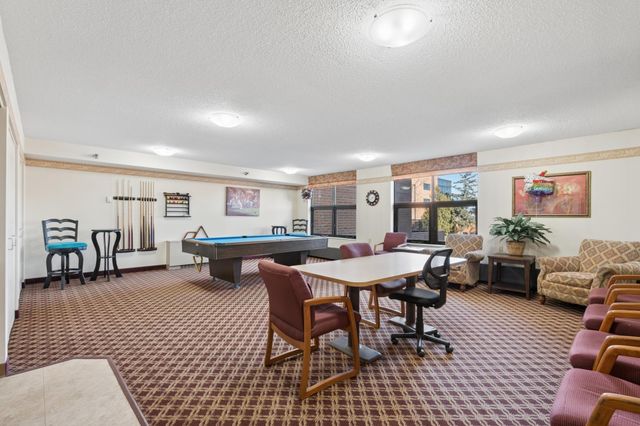 7600 Golden Valley Road 405, Golden Valley, MN 55427