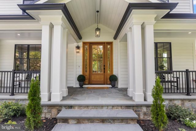 4 SEDGWICK LN, North Bethesda, MD 20852