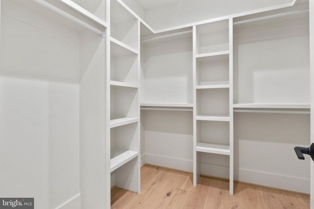 4 SEDGWICK LN, North Bethesda, MD 20852