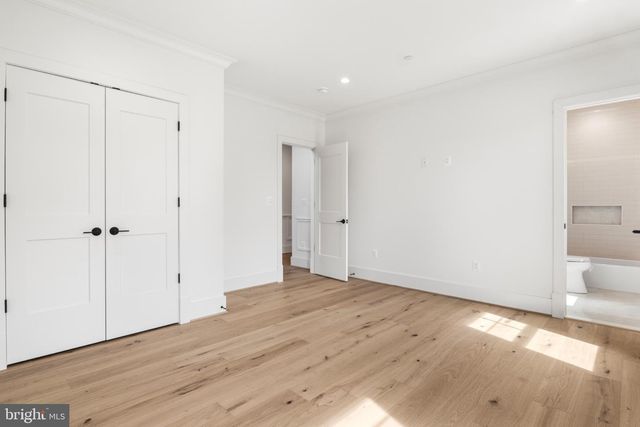4 SEDGWICK LN, North Bethesda, MD 20852
