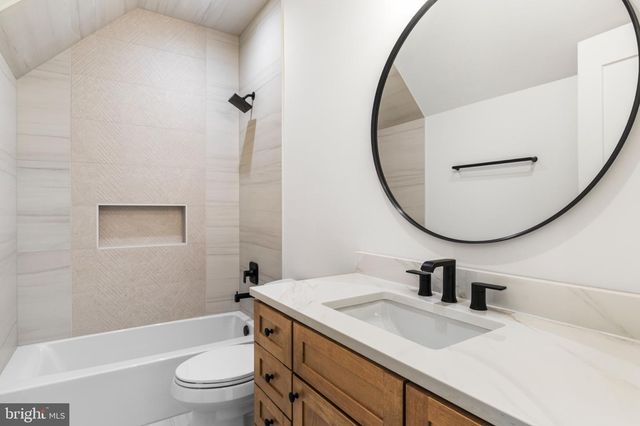 4 SEDGWICK LN, North Bethesda, MD 20852