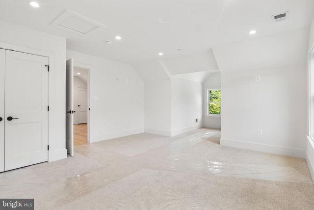 4 SEDGWICK LN, North Bethesda, MD 20852
