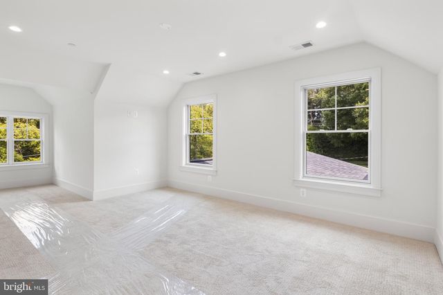 4 SEDGWICK LN, North Bethesda, MD 20852
