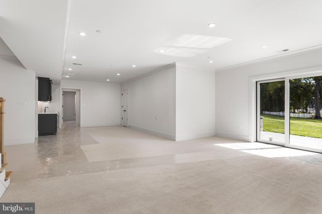 4 SEDGWICK LN, North Bethesda, MD 20852