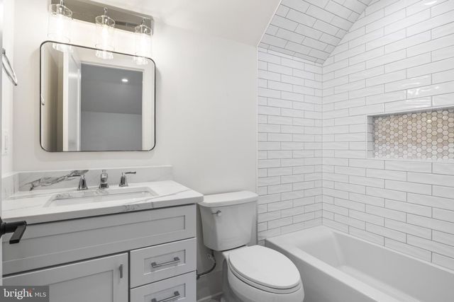4 SEDGWICK LN, North Bethesda, MD 20852