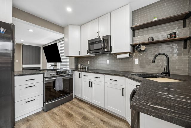 7522 Holly Hill Drive 2, Dallas, TX 75231