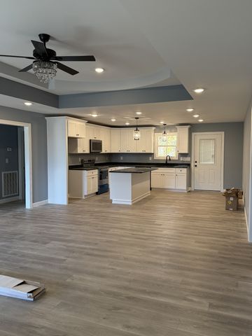 306 Cassie Dr, Lafayette, TN 37083