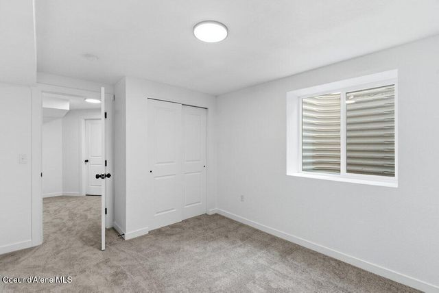 327 S Sandpiper Loop, Post Falls, ID 83854