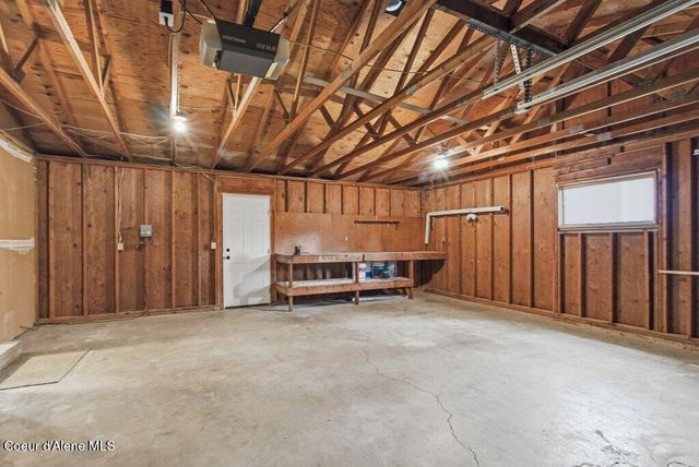 327 S Sandpiper Loop, Post Falls, ID 83854