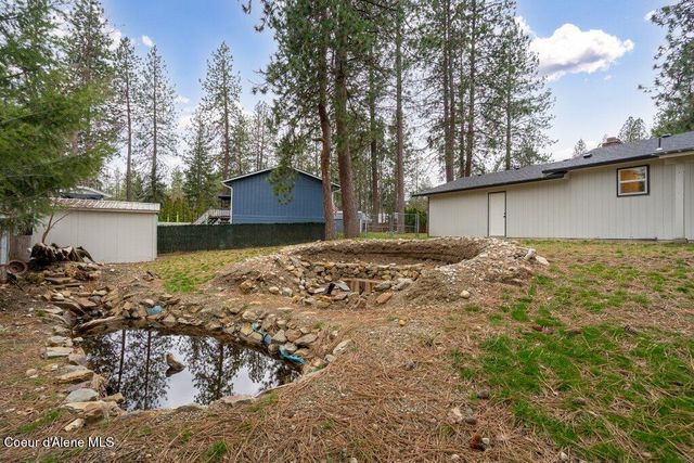327 S Sandpiper Loop, Post Falls, ID 83854