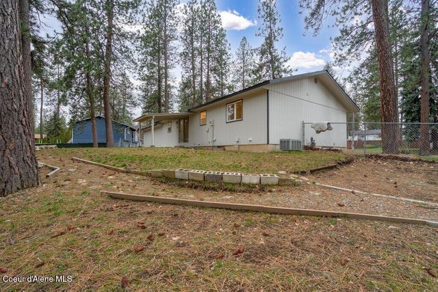 327 S Sandpiper Loop, Post Falls, ID 83854